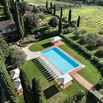 Tuscan With Private Fenced Garden